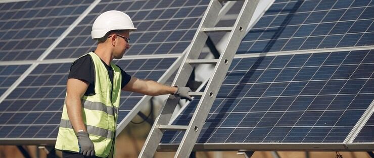 Solar Panel Installation in Montreal